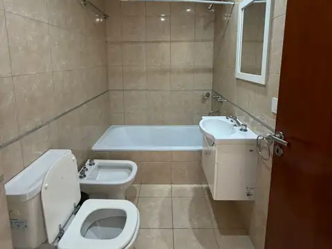 excelente monoambiente en alquiler