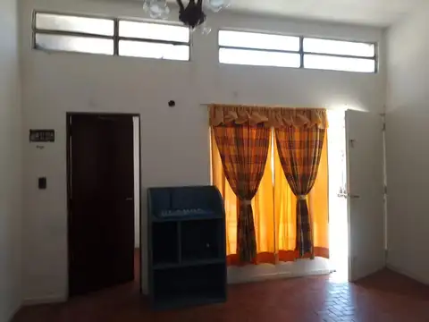 Depto Tipo Casa en Venta en Villa Ballester, USD 65.000