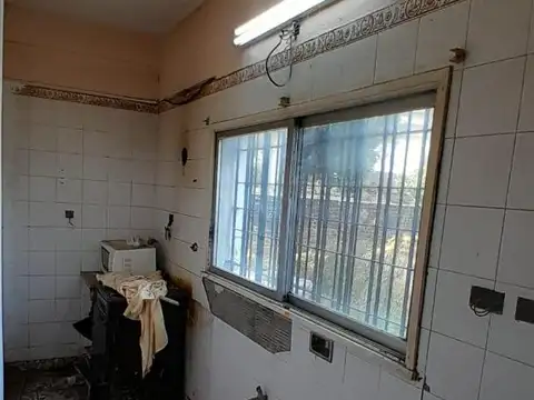 Casa en Venta con 4 cocheras