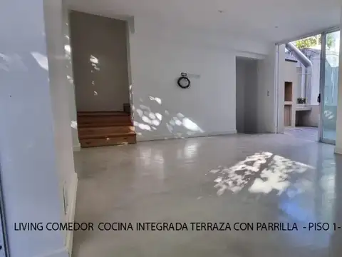 Venta. PH Villa del Parque. A estrenar. 172m2. 3 plantas. 3 dormitorios.