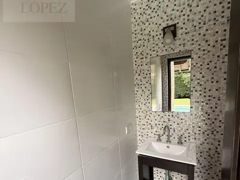 Casa 5 ambientes con 4 baños