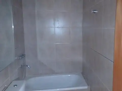 Departamento en Alquiler en Echesortu, $ 430.000