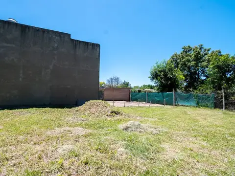 Terreno en Venta en Candioti, USD 10.500