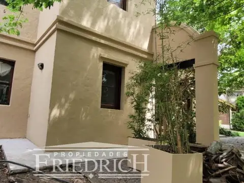 Casa en Venta en Campos De Álvarez, USD 340.000
