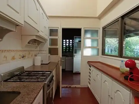 Venta Casa 6 ambientes, Náutico Escobar