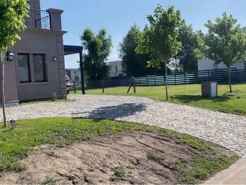 Venta Lote Interno Central en El Naudir Escobar