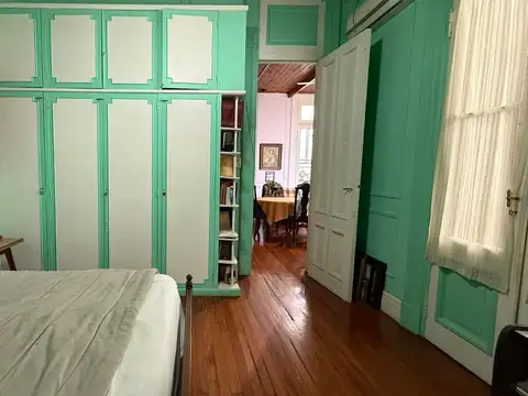 Depto Tipo Casa 8 ambientes con 4 baños