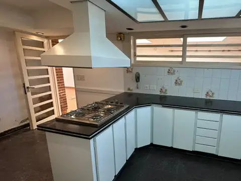 Casa en Alquiler de 3 dormitorios