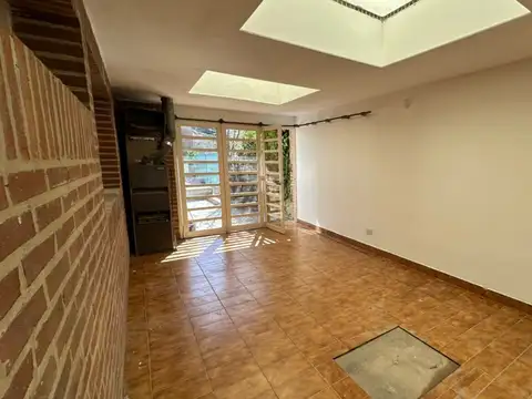 CASA ALQUILER LA PLATA 3 DORMITORIOS PILETA