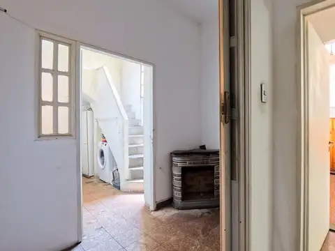 Depto Tipo Casa 5 ambientes con 2 baños