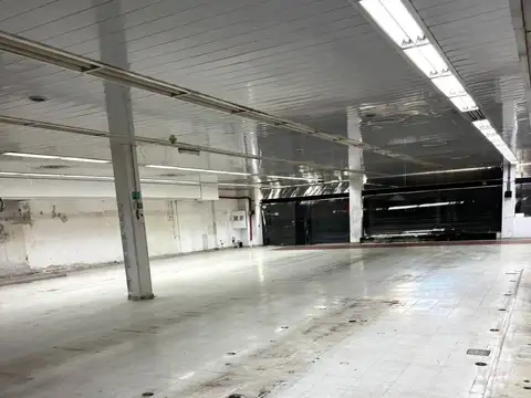 Local en Alquiler en Centro, $ 7.500.000