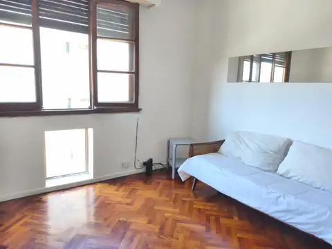 Venta. Recoleta. Departamento de 2 ambientes