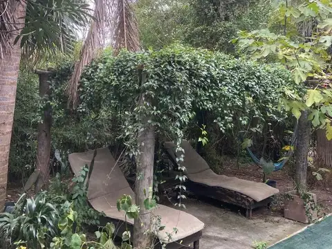 Casa 5 ambientes con 2 baños