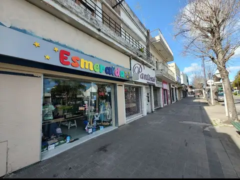 DOS LOCALES Y CASA EN VENTA LOS HORNOS BLOQUE