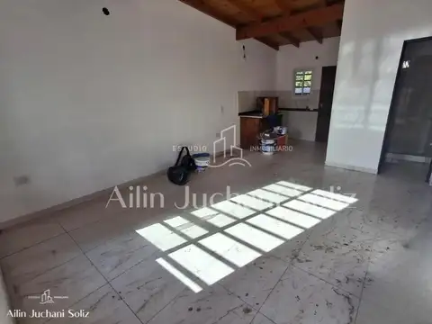 Casa en Venta con 1 cochera