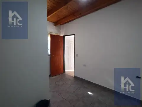 Depto Tipo Casa en Alquiler en Lomas de Zamora, $ 400.000