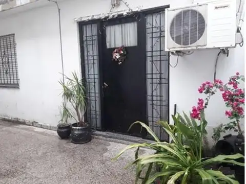 PH 3 AMBIENTES CON PATIO  APTO CREDITO 