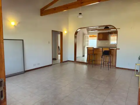 Depto Tipo Casa en Venta en Villa Adelina, USD 149.000