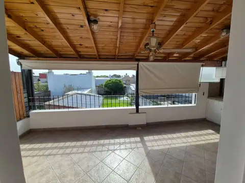 Depto Tipo Casa en Venta 26 años
