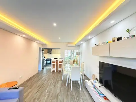 Casa 3 ambientes con 2 baños