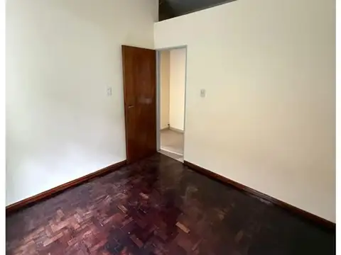 Depto Tipo Casa en Alquiler de 1 dormitorio