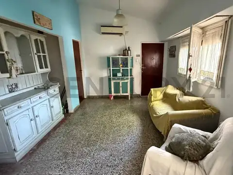 CASA EN VENTA PARQUE PILETA BERISSO
