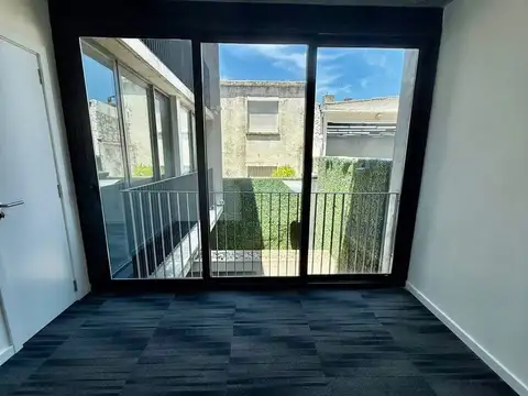 VENTA OFICINA DE LUJO PRÓXIMO A WTC POCITOS