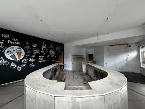 Local en Venta en Martínez, USD 450.000