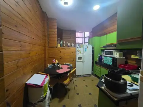 Departamento 5 ambientes con 2 baños