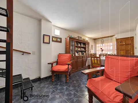 Depto Tipo Casa en Venta de 2 dormitorios