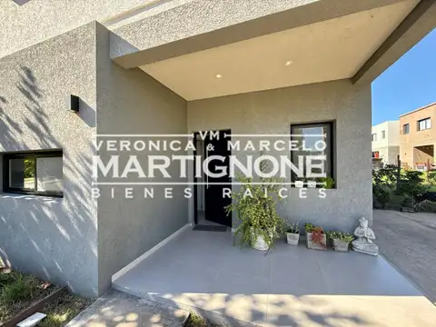 CASA TIPO DUPLEX en VENTA en El Aljibe, Manzanares, Pilar