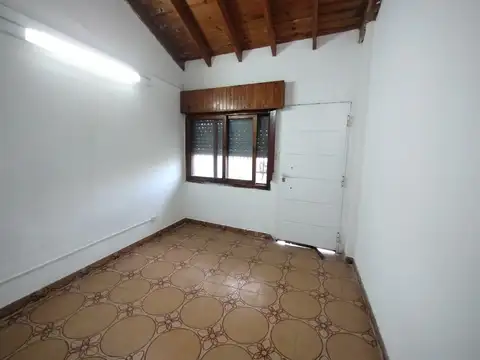 Depto Tipo Casa en Alquiler de 1 dormitorio