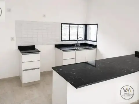 Casa 3 ambientes con 1 baño