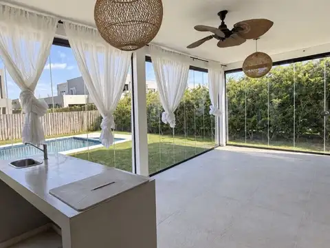 Casa en Venta de 4 dormitorios