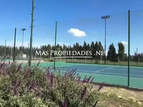 Venta Terreno / Lote a la laguna en Las Victorias Canning