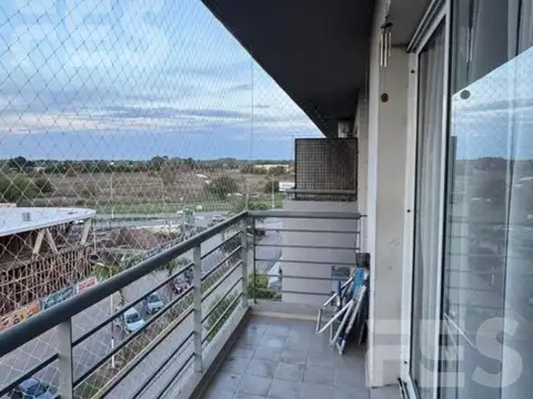 Departamento en Alquiler con 1 cocheras