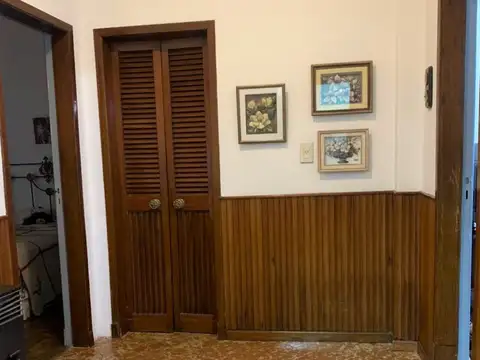 *  CASA PH TOTALMENTE INDEPENDIENTE EN ZONA COLEGIO WORD * IMPECABLE ESTADO GRAL * GRAN TERRAZA