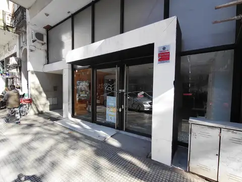 Local en Alquiler en Flores, $ 2.500.000