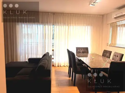 Departamento 4 ambientes balcón terraza con parrilla