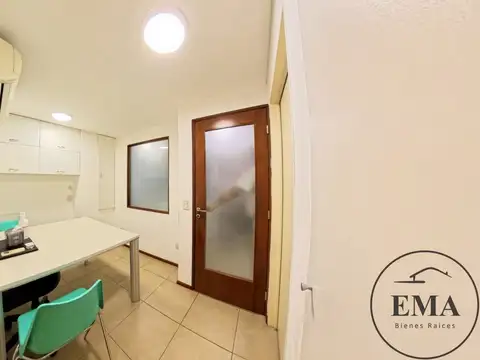 Oficina Monoambiente con 2 baños