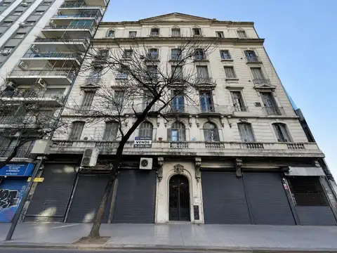 Avenida Pueyrredón 300