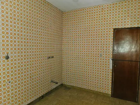 Casa 6 ambientes con 4 baños