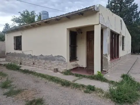 Casa en venta a 2 cuadras de Av. San Martín - Malargüe