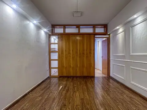 ALQUILER 24M OFICINA CENTRO 25 metros a la calle