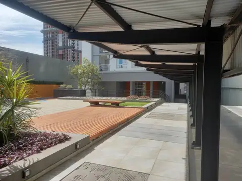 VENTA DE COCHERA A METROS DE BOULEVARD, EXCELENTE!