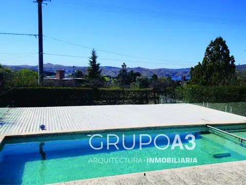 Casa 7 ambientes con 2 baños