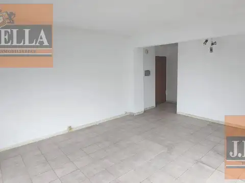 Oficina en Alquiler 35 años