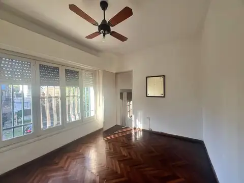 Casa en Alquiler 50 años