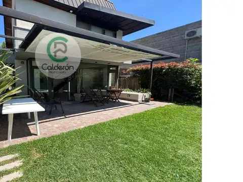 Casa 3 ambientes con 2 baños