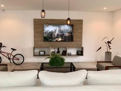 Casa en barrio cerrado